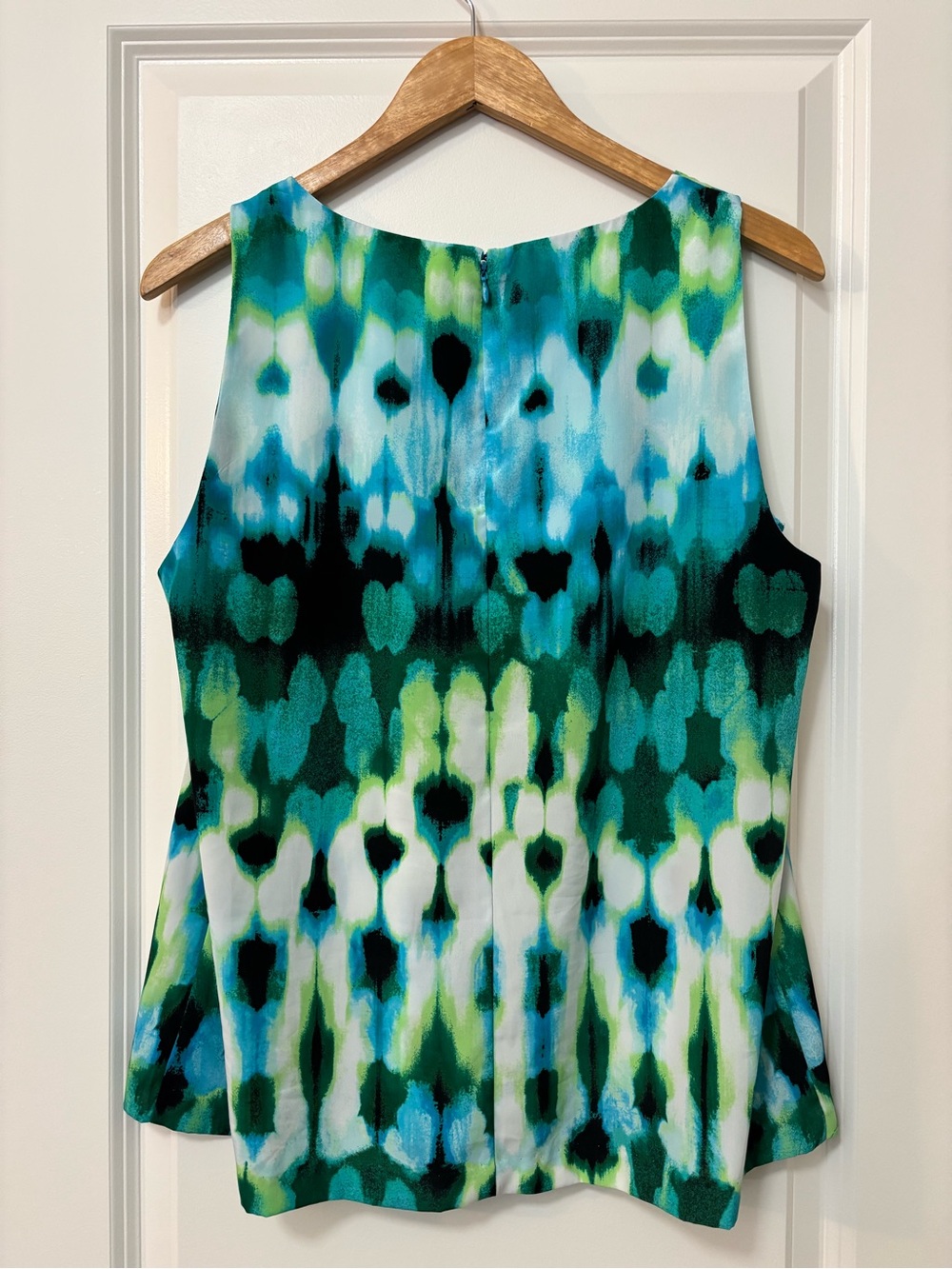 Dana Buchman Multicolor Print Sleeveless Top, Size L - Picture 2 of 6